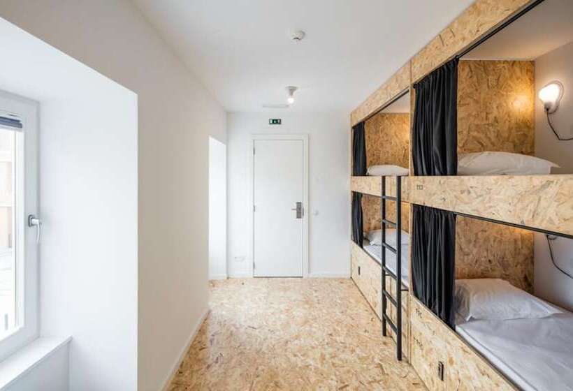 Кровать в Общей Комнате, Hostel Conii & Suites Algarve