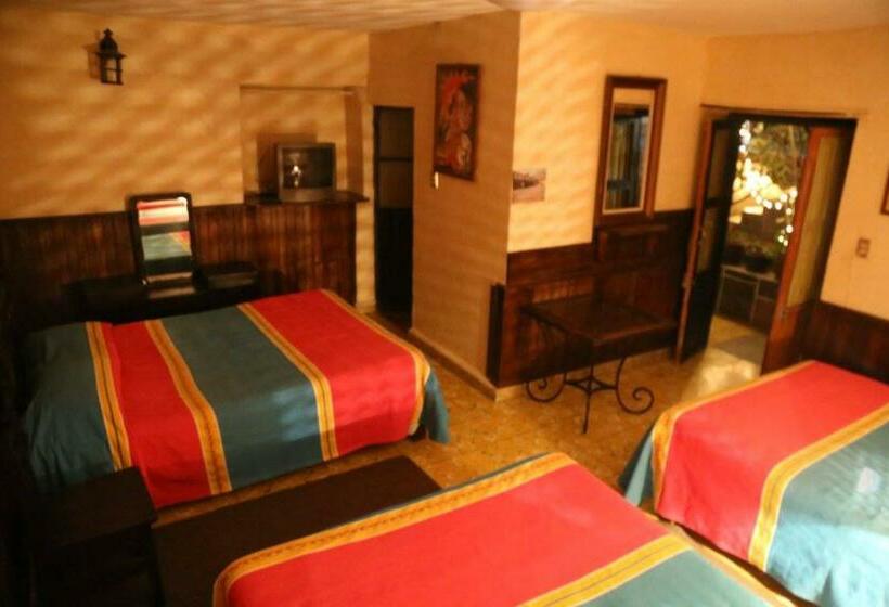 Quarto Familiar, Del Carmen