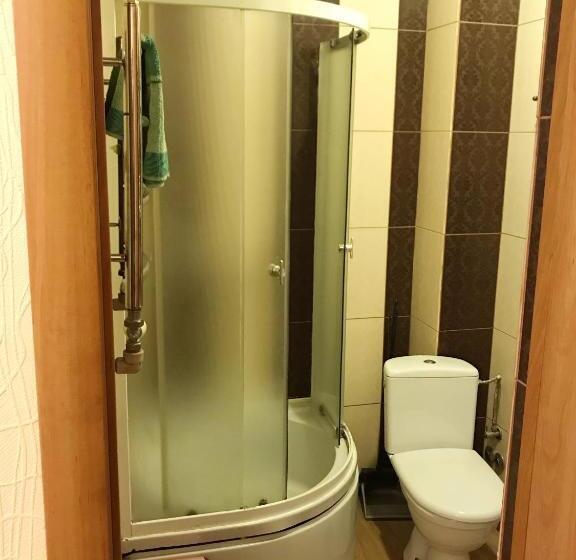 غرفة قياسية فردية, U Olega