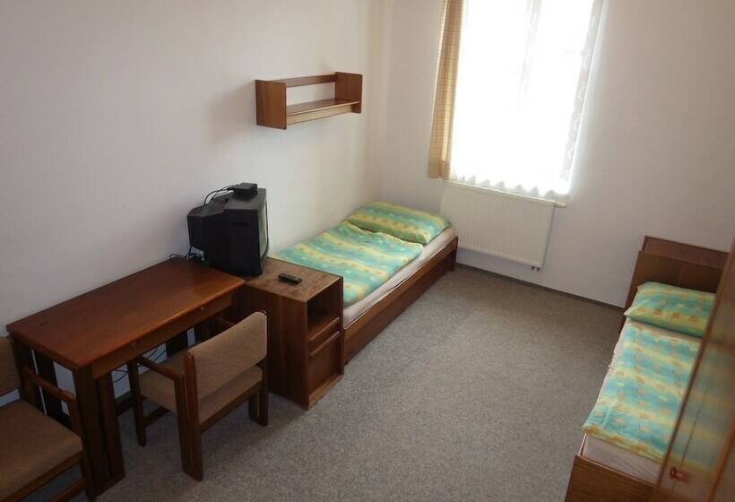 스탠다드 룸 공동 욕실, Chata Labská   špindlerův Mlýn   Hostel