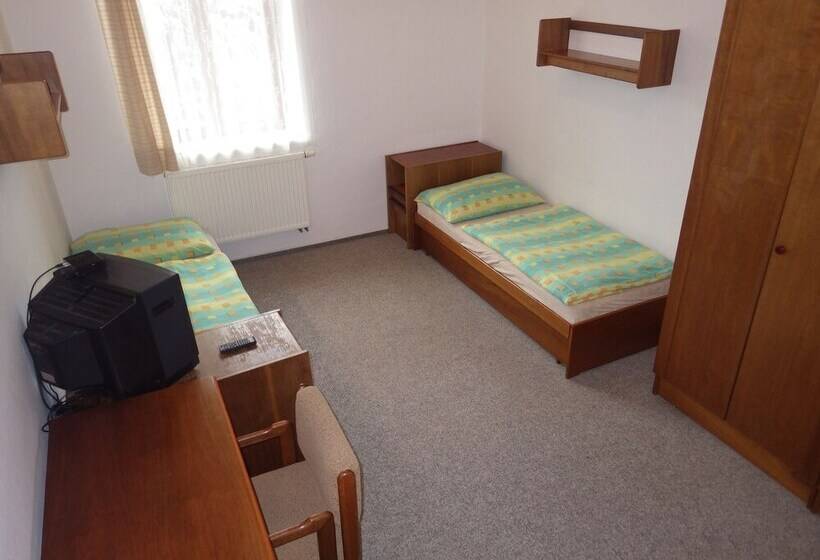 스탠다드 룸 공동 욕실, Chata Labská   špindlerův Mlýn   Hostel