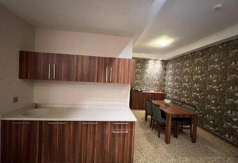 سوییت خانوادگی, Jouhayna Hotel&suite