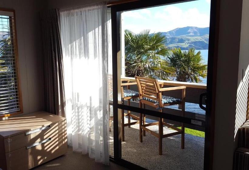 Семейный Номер, Akaroa Waterfront Motels