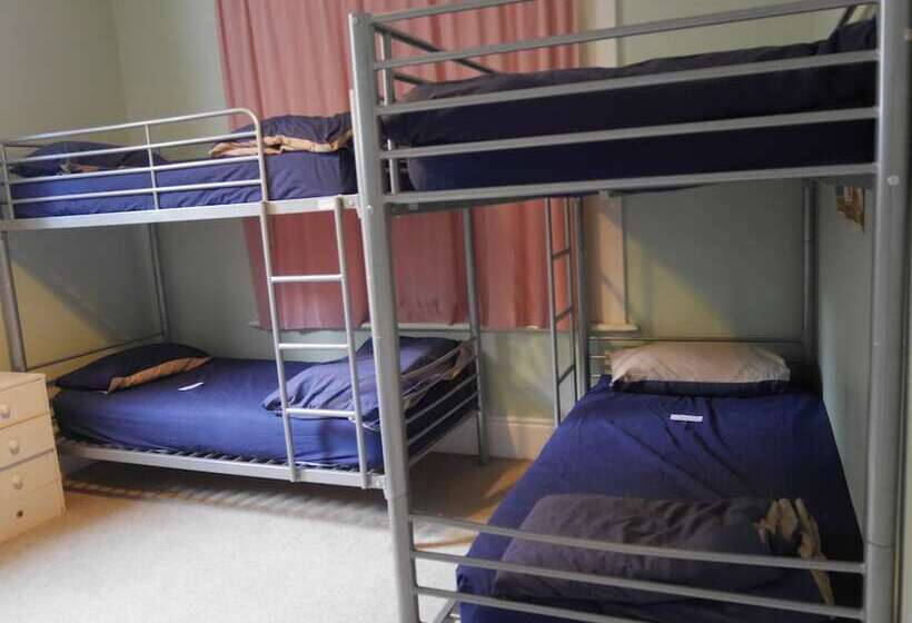 Кровать в Общей Комнате, Bon Accord Backpackers