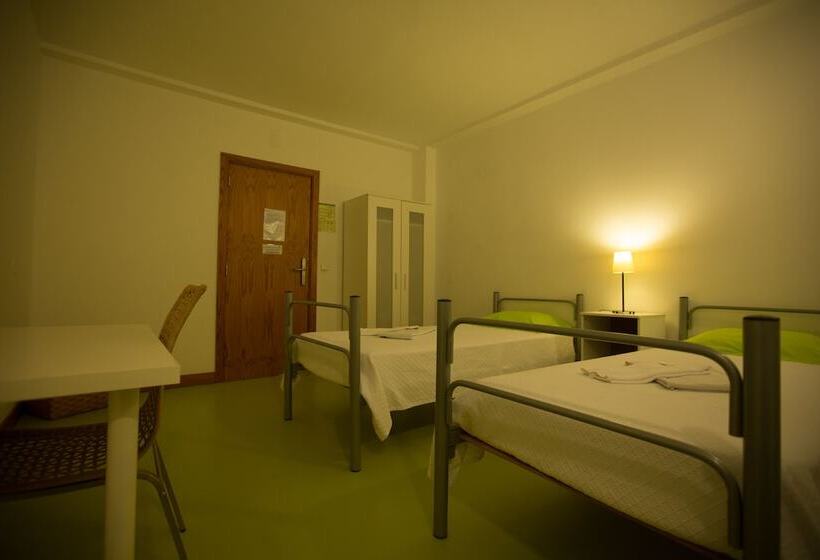 غرفة قياسية لذوى الاحتياجات الخاصة, Hi Castelo Branco   Pousada De Juventude