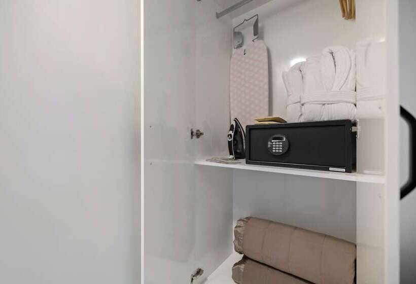 Escritório Deluxe, Lakeview Colonial Motel
