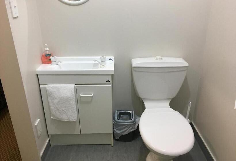 Номер Стандарт Индивидуальный, Motel On Carroll
