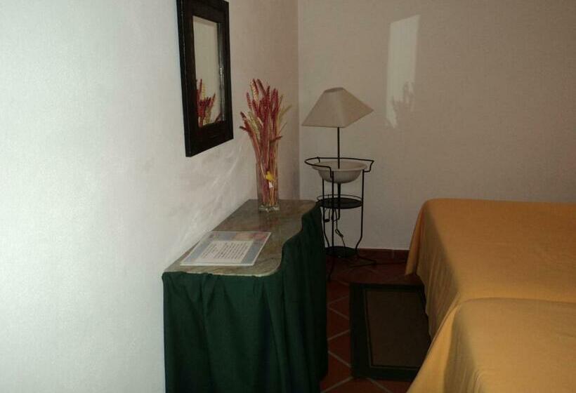 סוויטת ג'וניור, Alojamento Pero Rodrigues