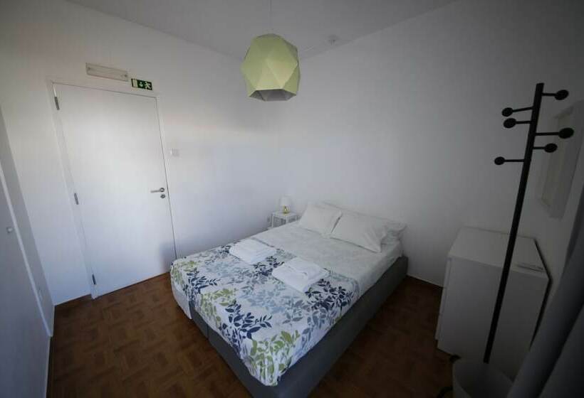 اتاق استاندارد با سرویس بهداشتی مشترک, The Story Guest House   Adults Only