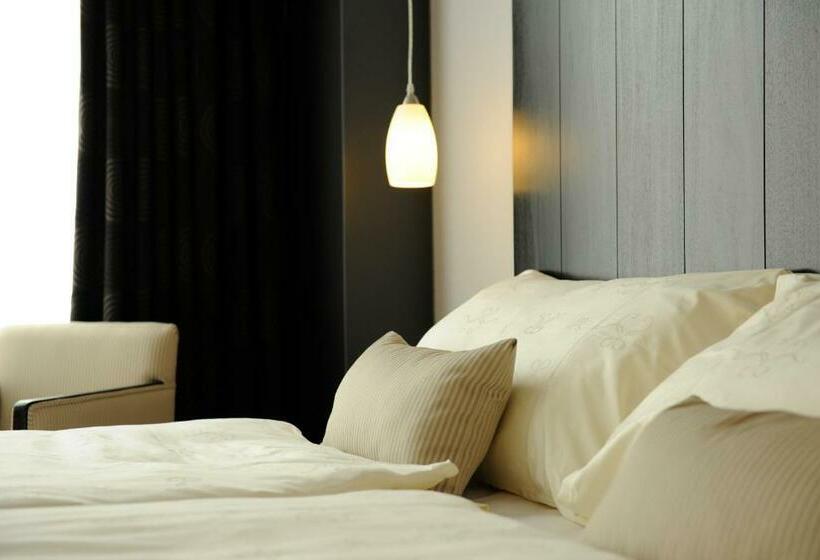 Номер Deluxe, Hôtel Du Théâtre, Boutique Hôtel