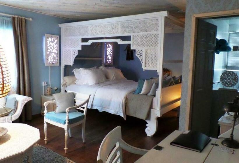 Deluxe Rum, B&b De Valkenhorst