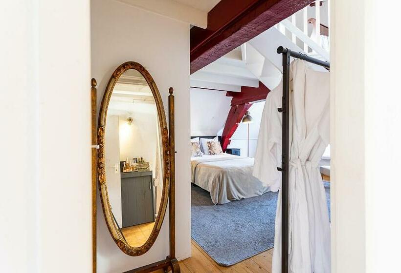 Номер Стандарт, B&b Parijs Aan De Kaai
