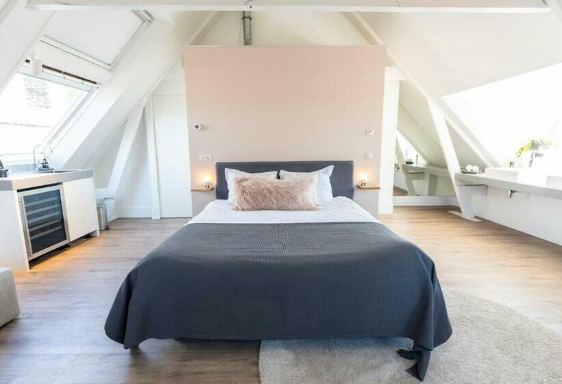 Номер Deluxe, Gravenstraat