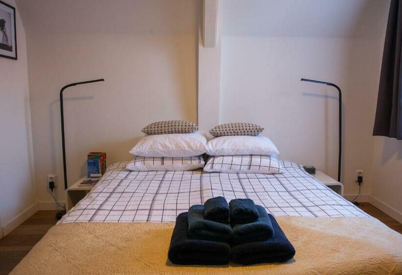 Standard Room, Kuwadro Guesthouse  Jordaan