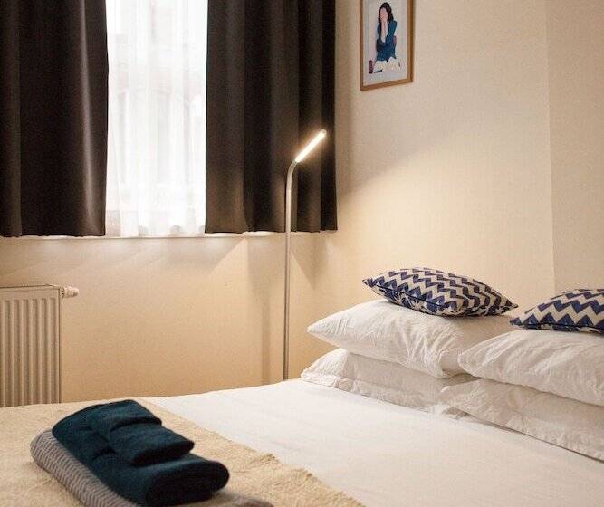 Standard Room, Kuwadro Guesthouse  Jordaan