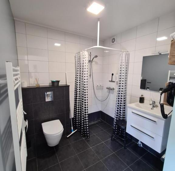 Апартаменты 2 Спальни, Gastenverblijf Aan De Bagijnstraat