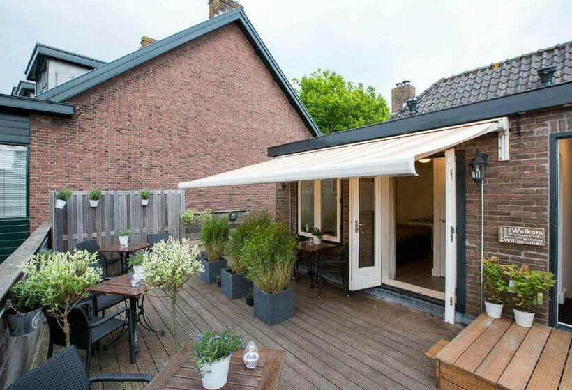 Номер Стандарт с Балконом, Bed & Breakfast De Vier Seizoenen