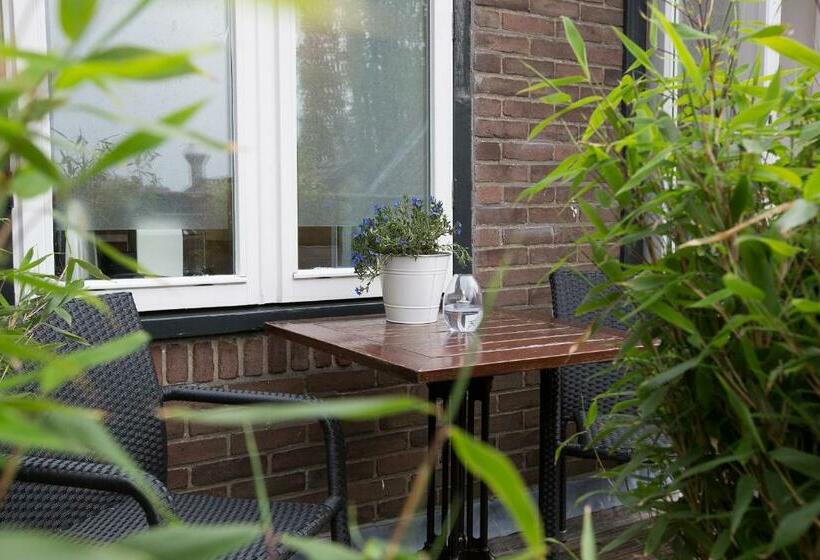 Номер Стандарт, Bed & Breakfast De Vier Seizoenen