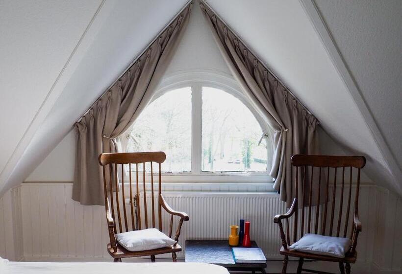 ガーデンビュースタンダードルーム, De Lochemse Berg