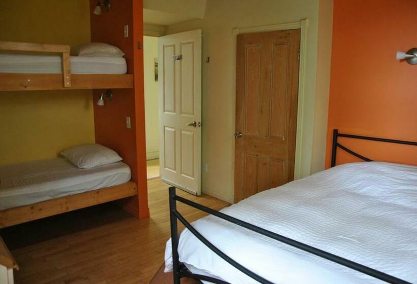Семейный Номер, Auberge Internationale De Rivière Du Loup