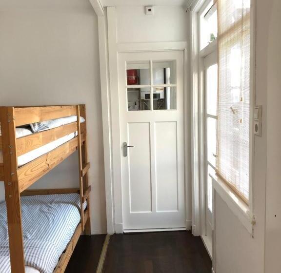 Апартаменты 1 Спальня, Bed & Breakfast Hotel Zandvoort