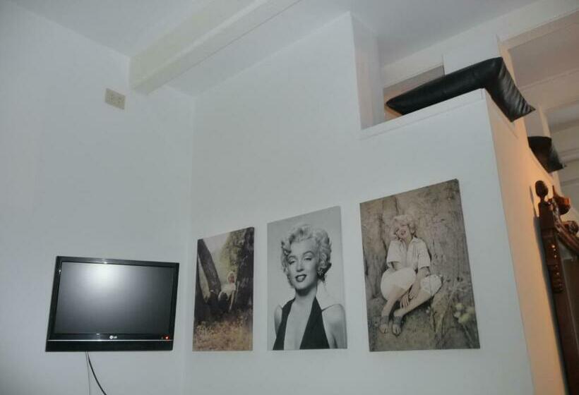 Standard Room Ground Floor, Bed & Breakfast Westviolet