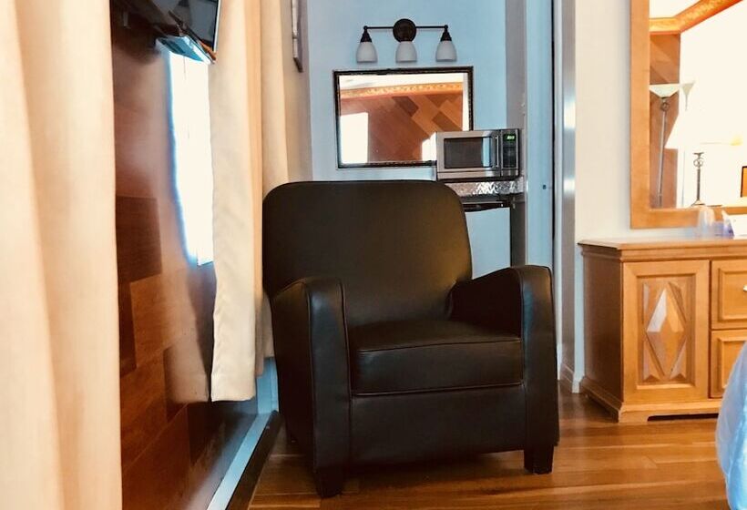 Номер Стандарт 2 Двуспальные Кровати, Motel Bellefeuille