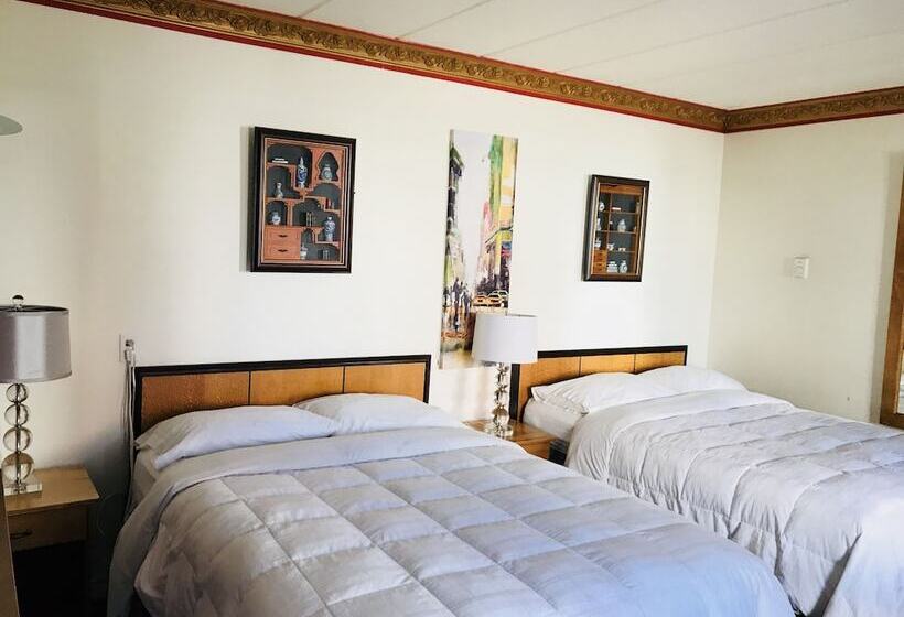 Номер Стандарт 2 Двуспальные Кровати, Motel Bellefeuille