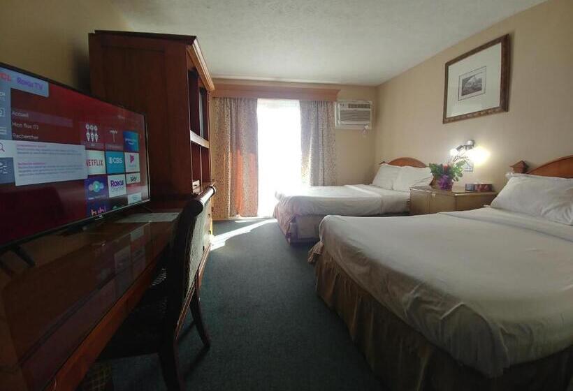 Номер Deluxe с Балконом, Motel Granby