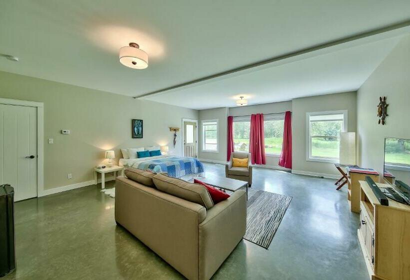 패밀리 룸, Peaks Bed And Breakfast