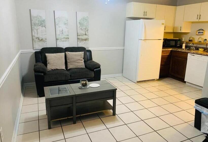침실 1개 아파트, Cozy 2 Bedroom Getaway In East Ridge, Chattanooga