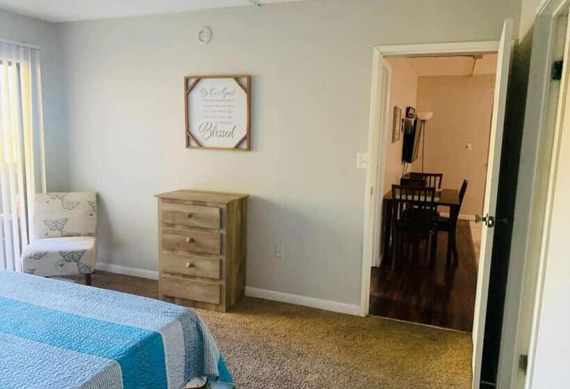 침실 1개 아파트, Cozy 2 Bedroom Getaway In East Ridge, Chattanooga