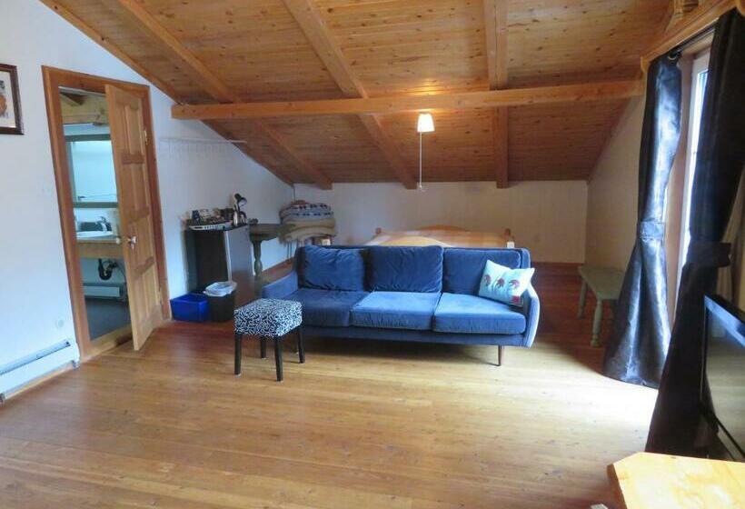 标准间带阳台, Alpenglow Bed And Breakfast