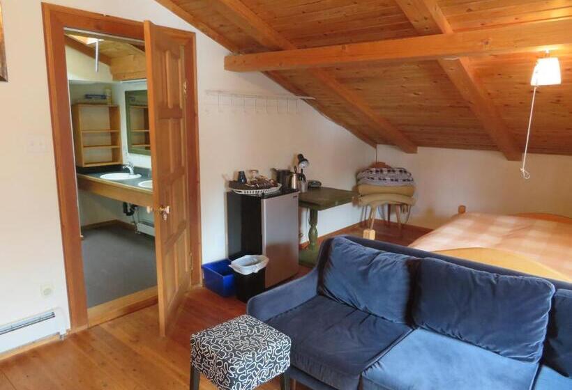 标准间带阳台, Alpenglow Bed And Breakfast