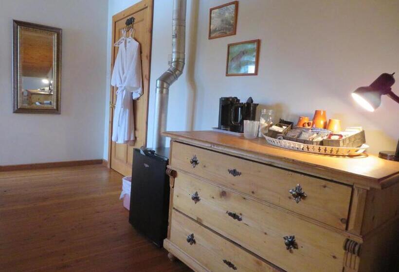 带大床的标准间, Alpenglow Bed And Breakfast