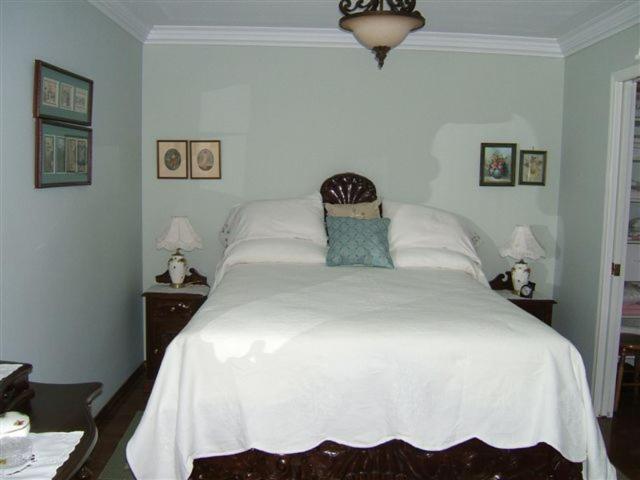 デラックスルーム, Hummingbird Bed And Breakfast