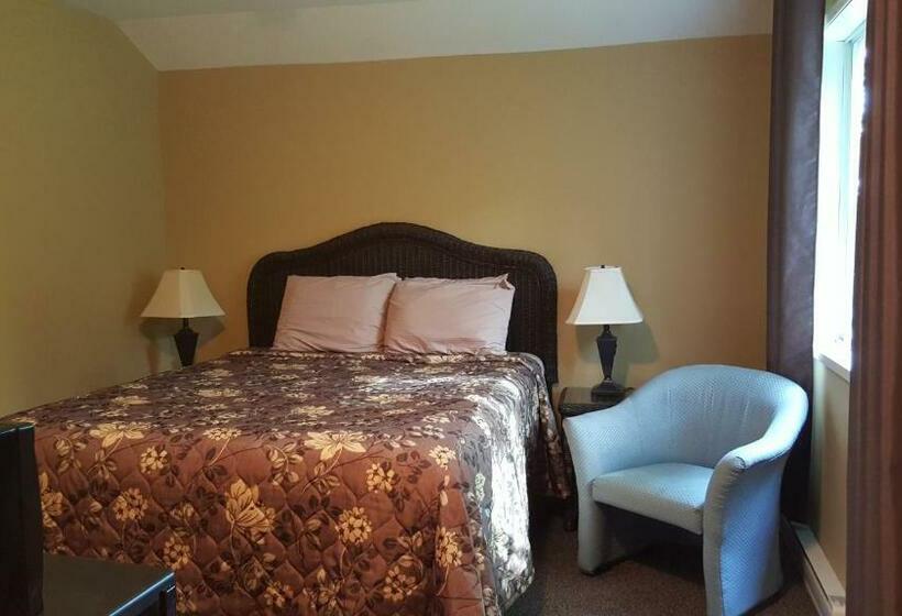Студия Стандарт, Malahat Bungalows Motel