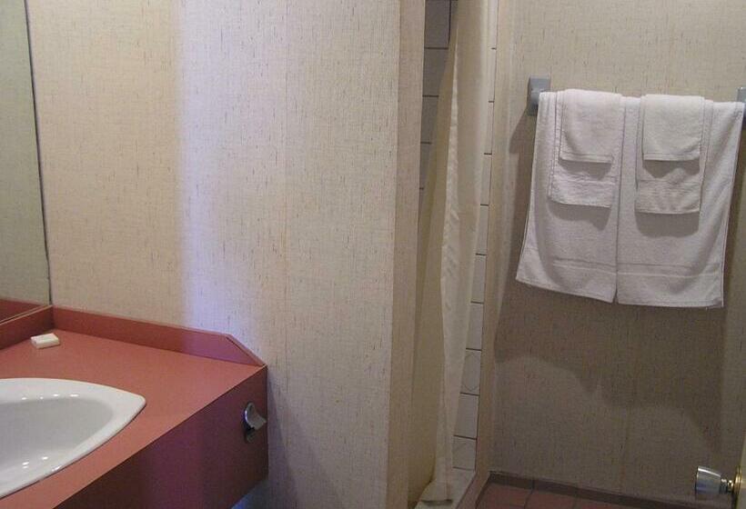 Номер Стандарт, Oasis Lac St Louis