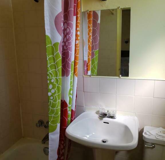 スタンダードルーム, Olympia Motel