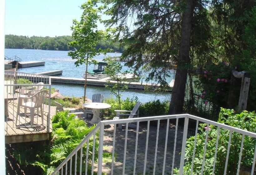 Номер Стандарт Адаптированный для Инвалидов, Boathouse Country Inn