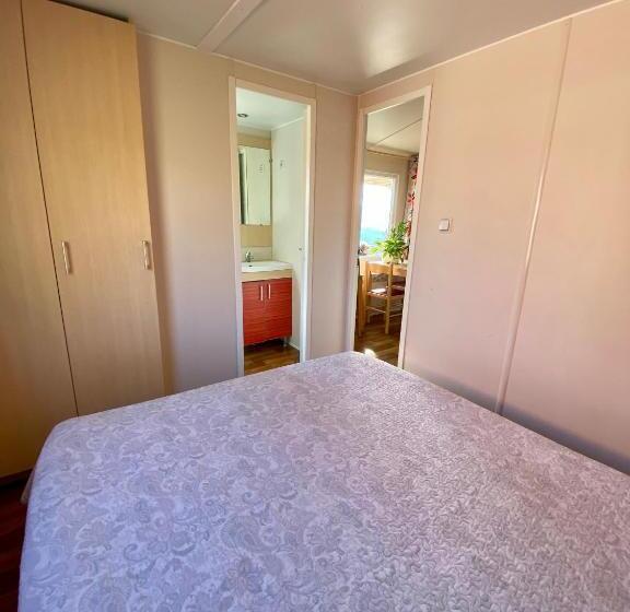 Дом 1 Спальня, Campalans Hotel Rural Bungalows Mobilhomes