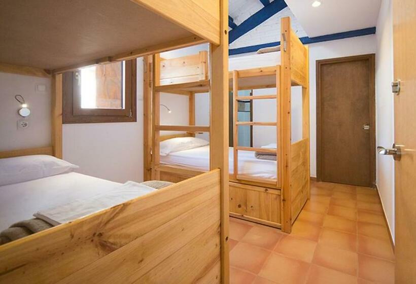 Четырехместный Номер Стандарт, Crux Albergue