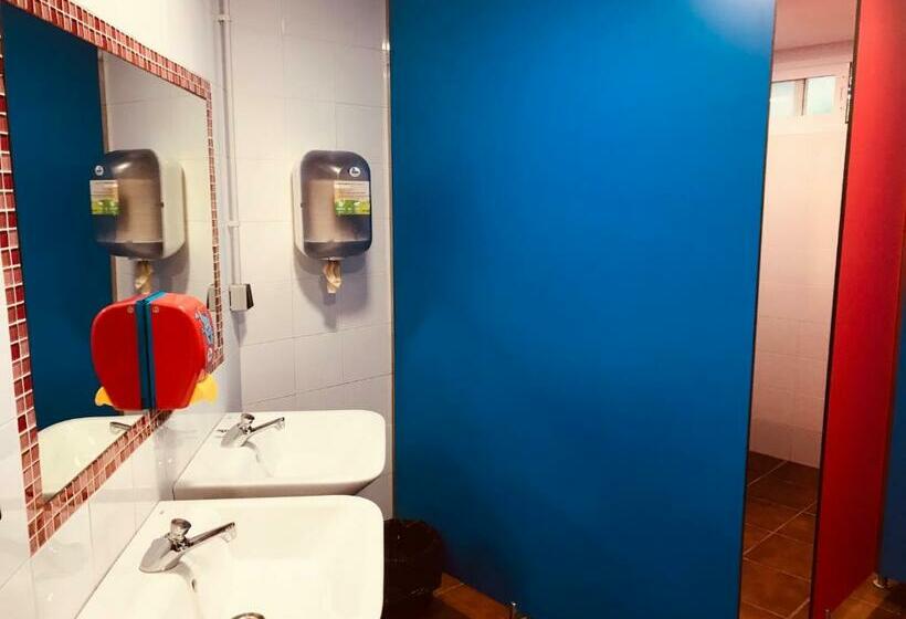 Кровать в Общей Комнате, Hostel Albergue Paradiso