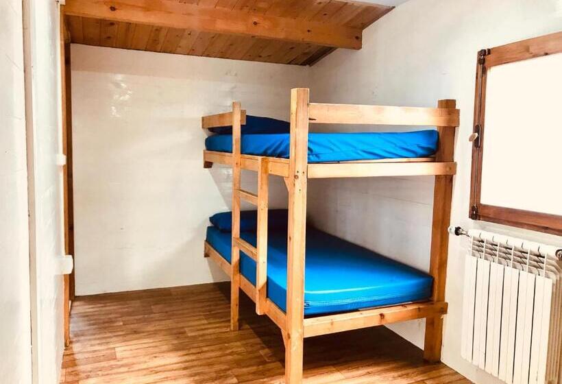 Семейный Номер Совместный Санузел, Hostel Albergue Paradiso
