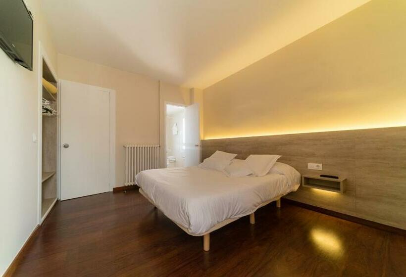 スタンダードルーム, El Pi De Sant Just   Habitacions I Apartaments