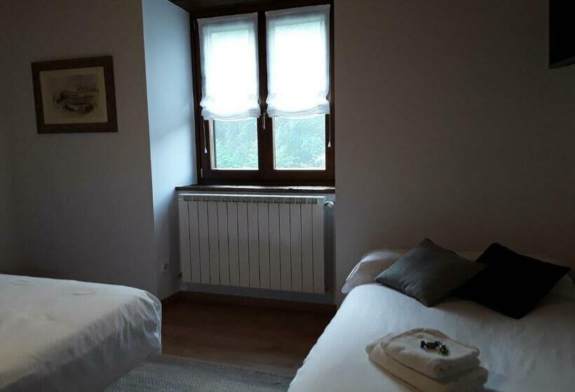 Номер Стандарт, Olagaraia - Adults Only