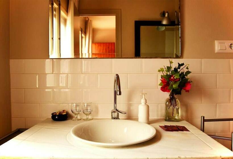 Номер Стандарт, Marakasa B&b
