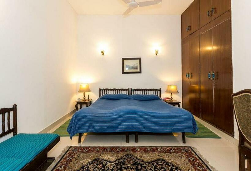 اتاق استاندارد, Eleven Bed & Breakfast