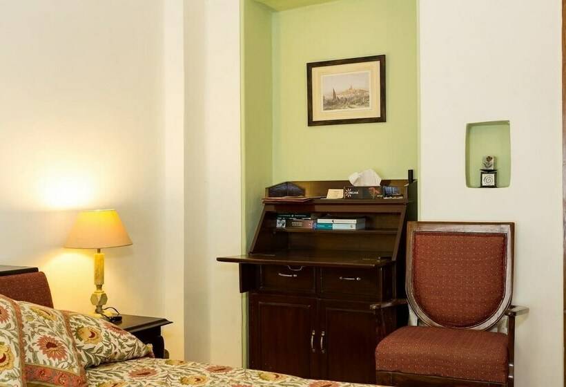 اتاق استاندارد, Eleven Bed & Breakfast
