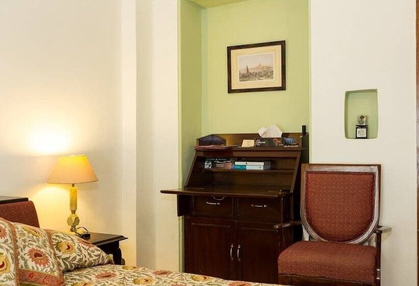 اتاق استاندارد, Eleven Bed & Breakfast